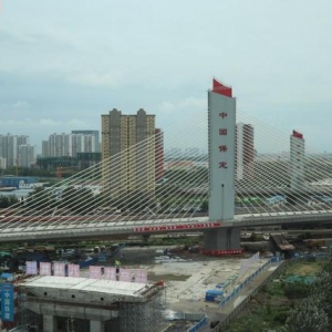 4.6萬(wàn)噸！今天這座橋梁轉(zhuǎn)體刷新了世界紀(jì)錄