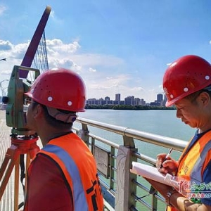 高溫下的橋梁衛士