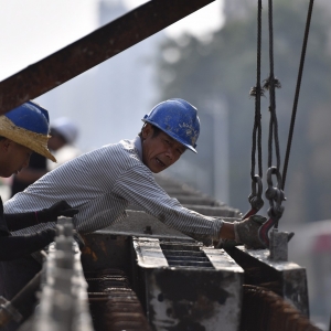 長沙新建西路跨線橋9月底建成通車 將極大減輕芙蓉路交通壓力 ... ...