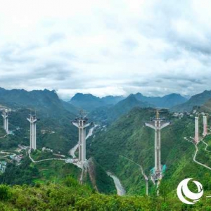四項世界第一！貴州納晴高速六枝大橋建設(shè)穩(wěn)步推進(jìn)