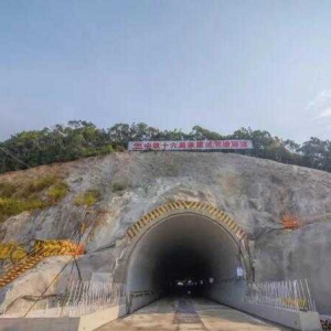 穿山越嶺跨海 寧波這條市域鐵路這樣“披荊斬棘”