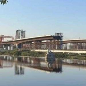 世界最大跨度鋼箱梁轉體橋再結科技碩果