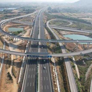 定在10月30日10時！濟菏高速又有路段將“雙向八車道”通車